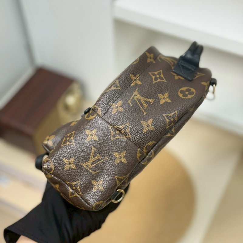 🏷️LV．Mini 小書包 M44873-3