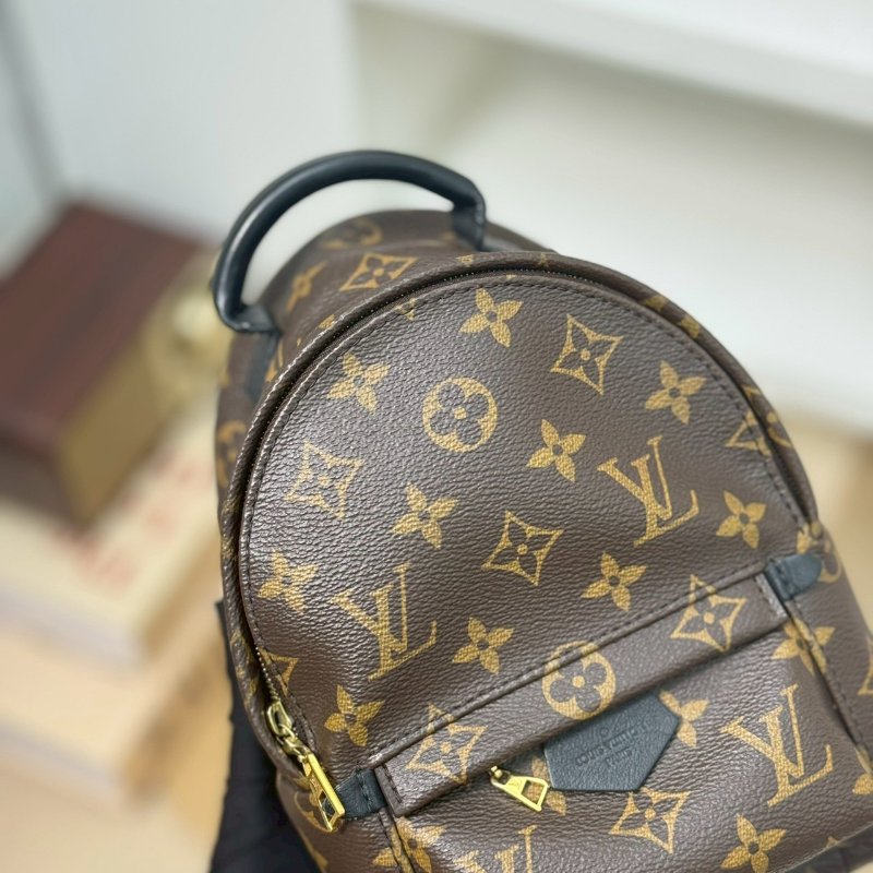 🏷️LV．Mini 小書包 M44873-8