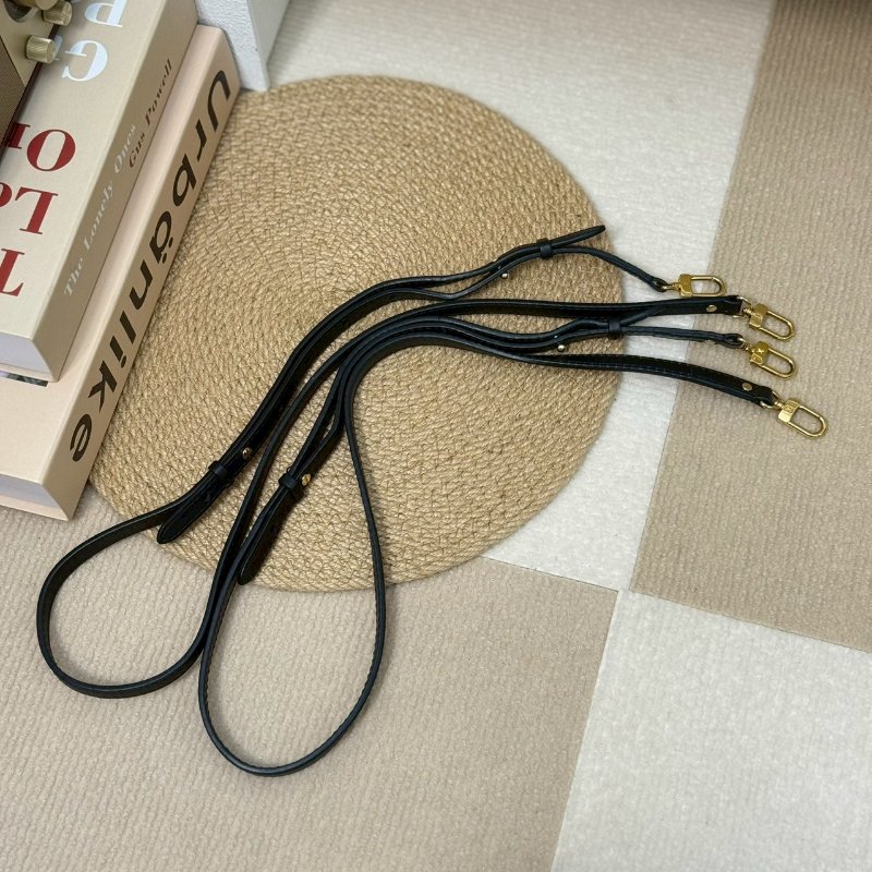 🏷️LV．Mini 小書包 M44873-20