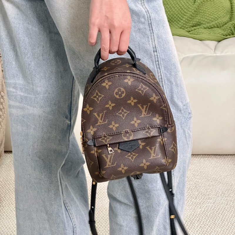 🏷️LV．Mini 小書包 M44873-22