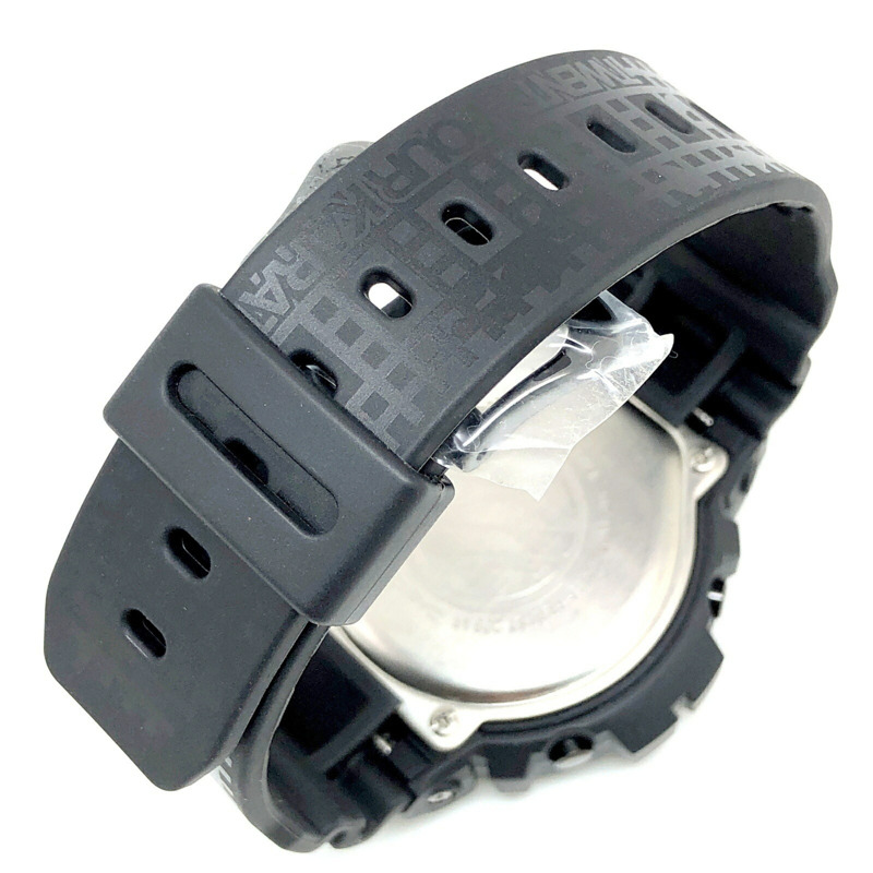 G-SHOCK CASIO DW-6900FS 腕錶，24K金，與 EXILE、JSB III 和 RAMPAGE 的第三款聯名款。黑金款。 2012年發售。三國丘店。 ITA6X9V4WAEQ-6
