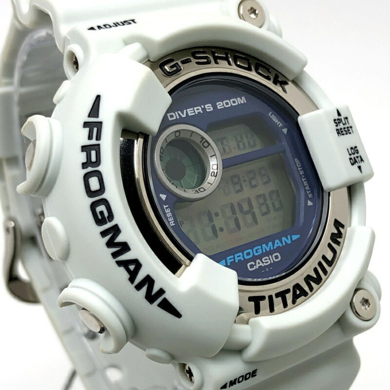 G-SHOCK CASIO DW-8200LG-8 FROGMAN 男款白灰色手錶(潛水蛙EL)2000年5月發售(三國丘店)ITZEWO2I46TG-3