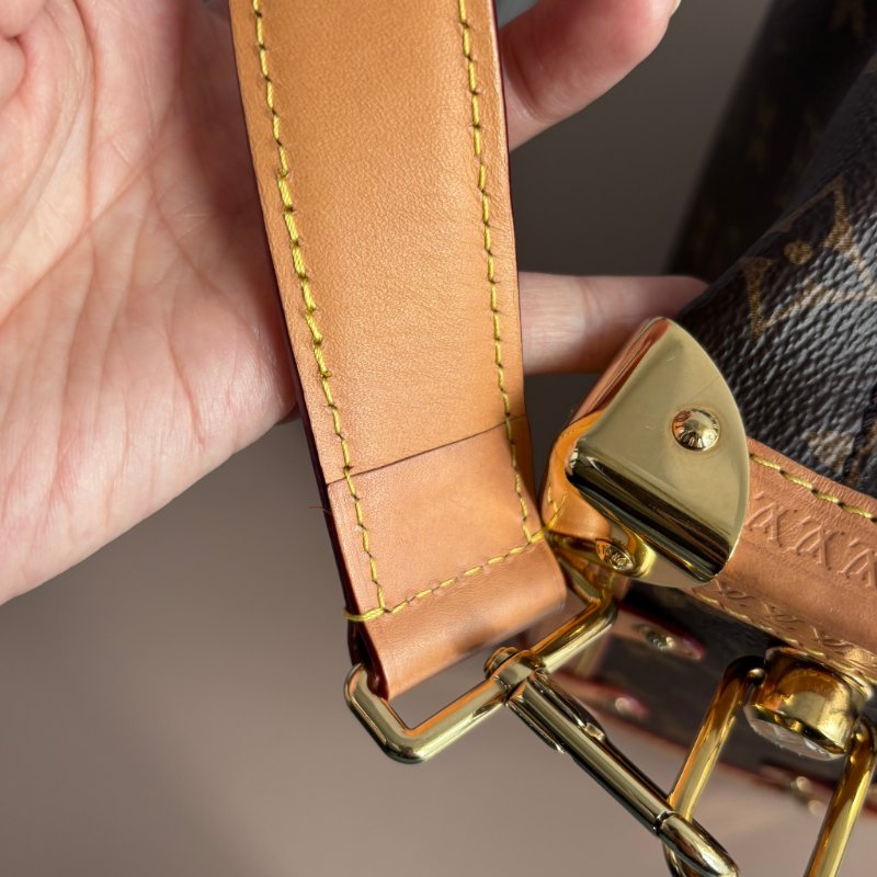 ::LOUIS VUITTON:: LV M46358 Side Trunk MM 咖啡色經典花紋斜背包 方箱包-30