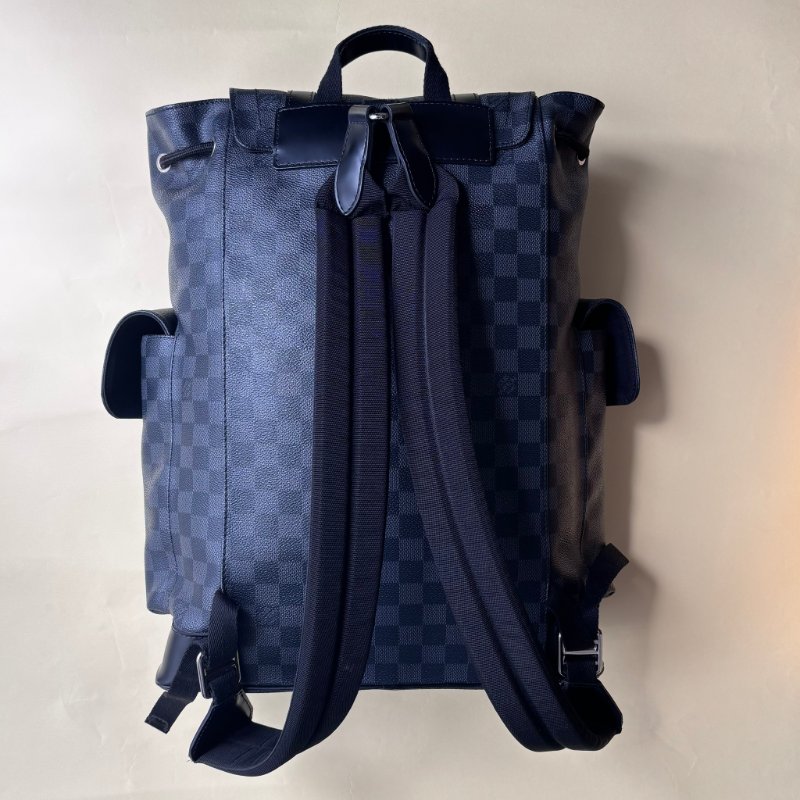 ::LOUIS VUITTON:: LV Christopher 黑色棋盤格男士後背包-1