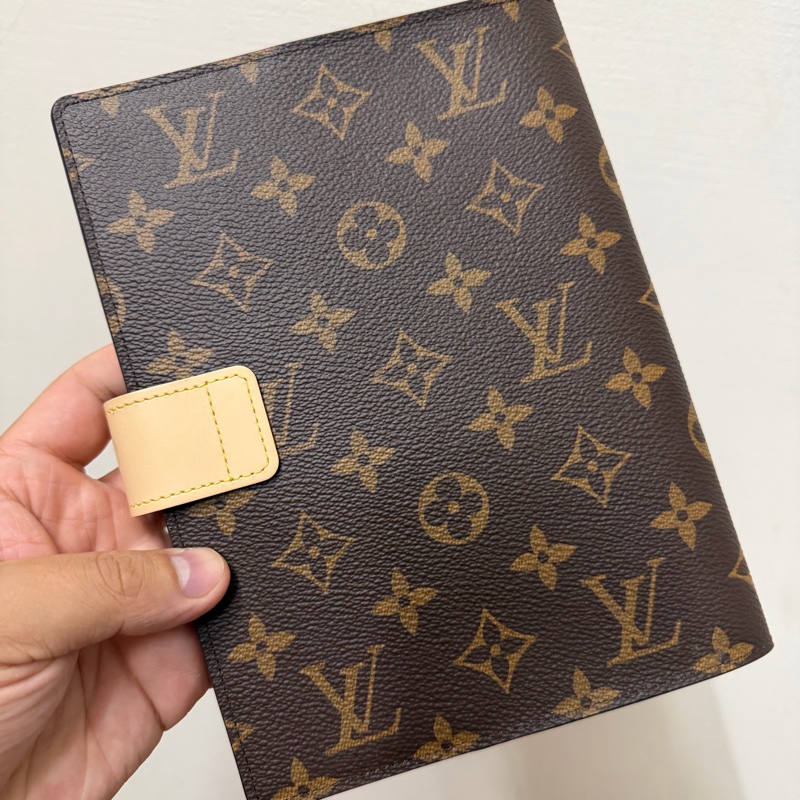 Lv 筆記本 （全新 芯片款）-1