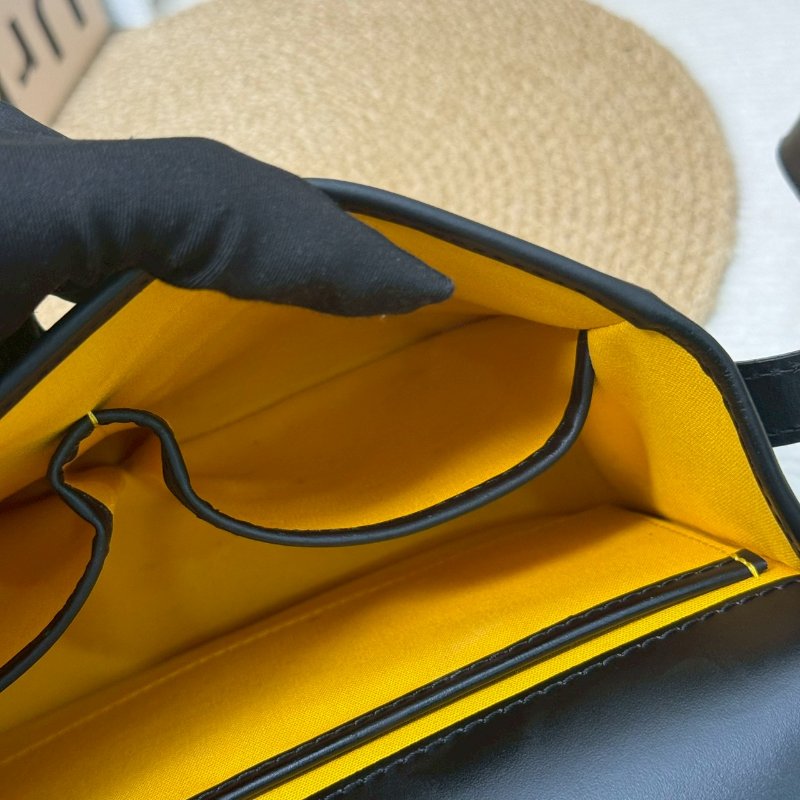 🏷Goyard.Belvedere PM 郵差包-21