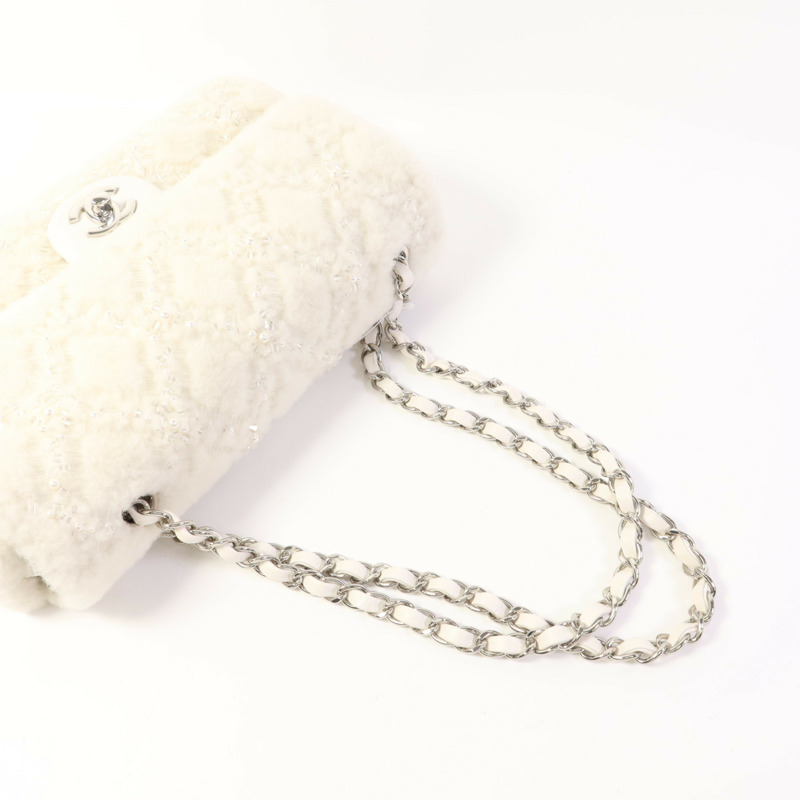 CHANEL 羊毛皮Embroidered Shearling Flap Bag銀扣鏈帶肩背袋-4