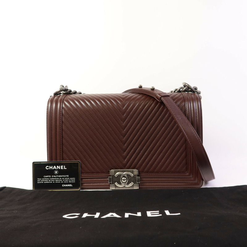 CHANEL 牛皮皮革Boy 28鏈帶肩背袋-21