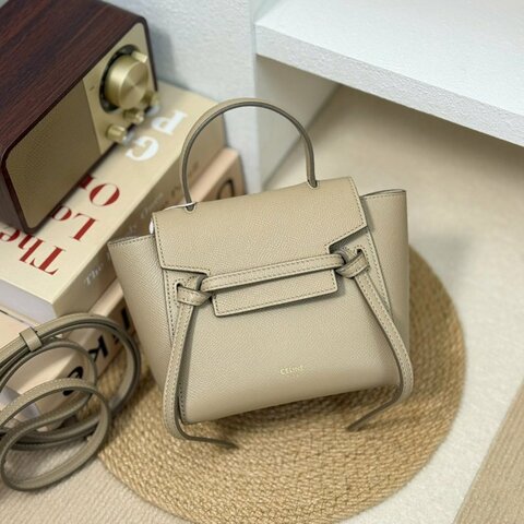🏷Celine．Pico Belt 鯰魚包