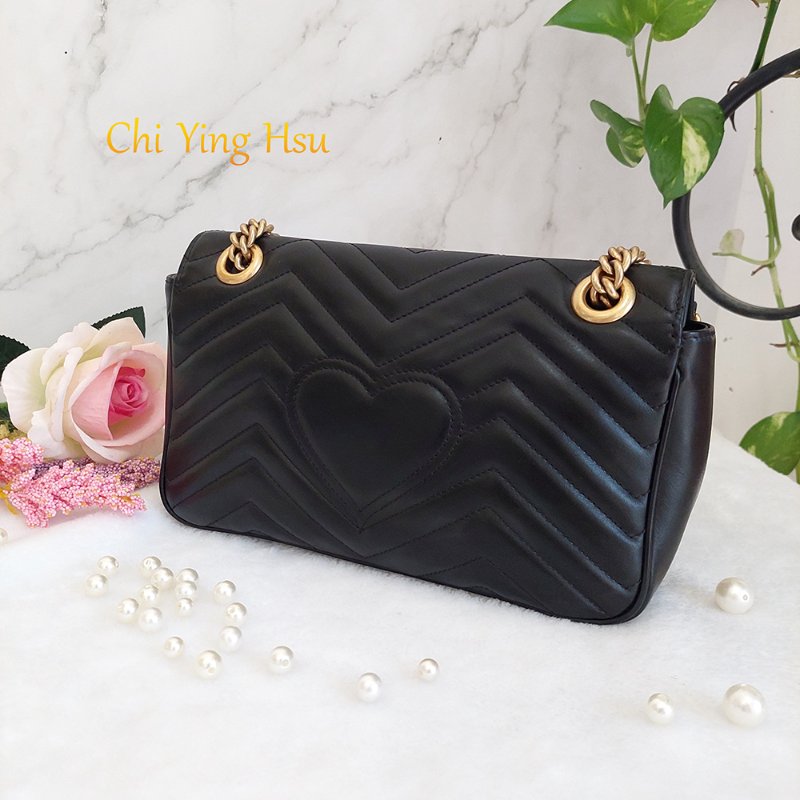 Gucci Marmont  🎀現品實拍 🎀仿舊 金雙G 皮革斜背/肩背包-26cm(443497-黑)~二手品約9成新-25