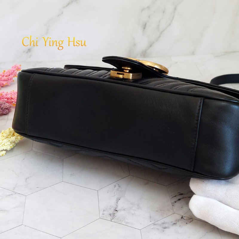 Gucci Marmont  🎀現品實拍 🎀仿舊 金雙G 皮革斜背/肩背包-26cm(443497-黑)~二手品約9成新-29