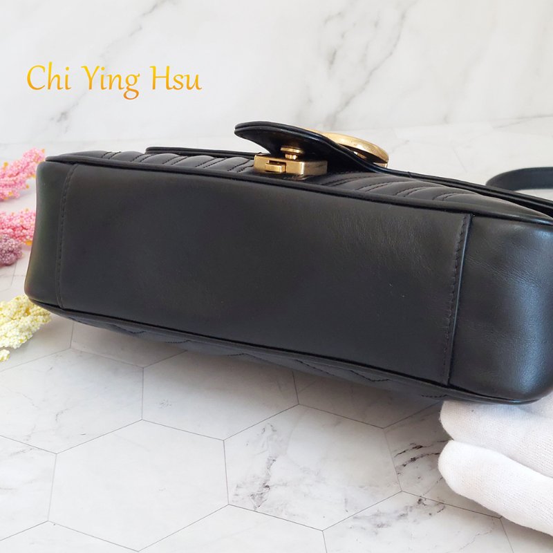 Gucci Marmont  🎀現品實拍 🎀仿舊 金雙G 皮革斜背/肩背包-26cm(443497-黑)~二手品約9成新-30