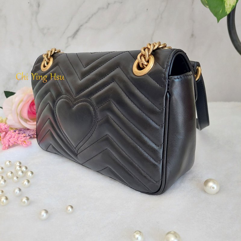 Gucci Marmont  🎀現品實拍 🎀仿舊 金雙G 皮革斜背/肩背包-26cm(443497-黑)~二手品約9成新-69