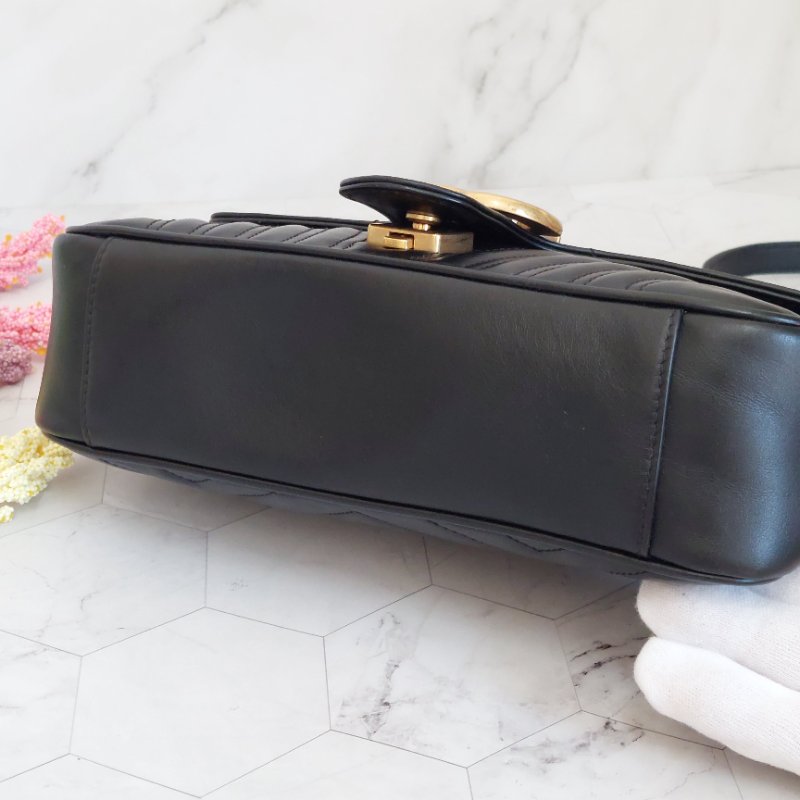 Gucci Marmont  🎀現品實拍 🎀仿舊 金雙G 皮革斜背/肩背包-26cm(443497-黑)~二手品約9成新-71