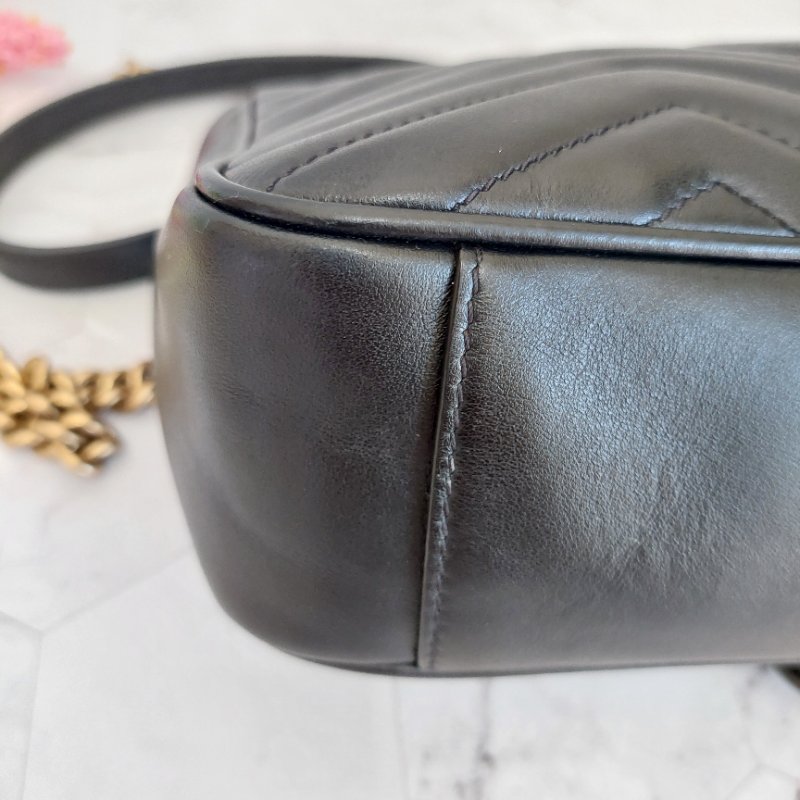 Gucci Marmont  🎀現品實拍 🎀仿舊 金雙G 皮革斜背/肩背包-26cm(443497-黑)~二手品約9成新-73