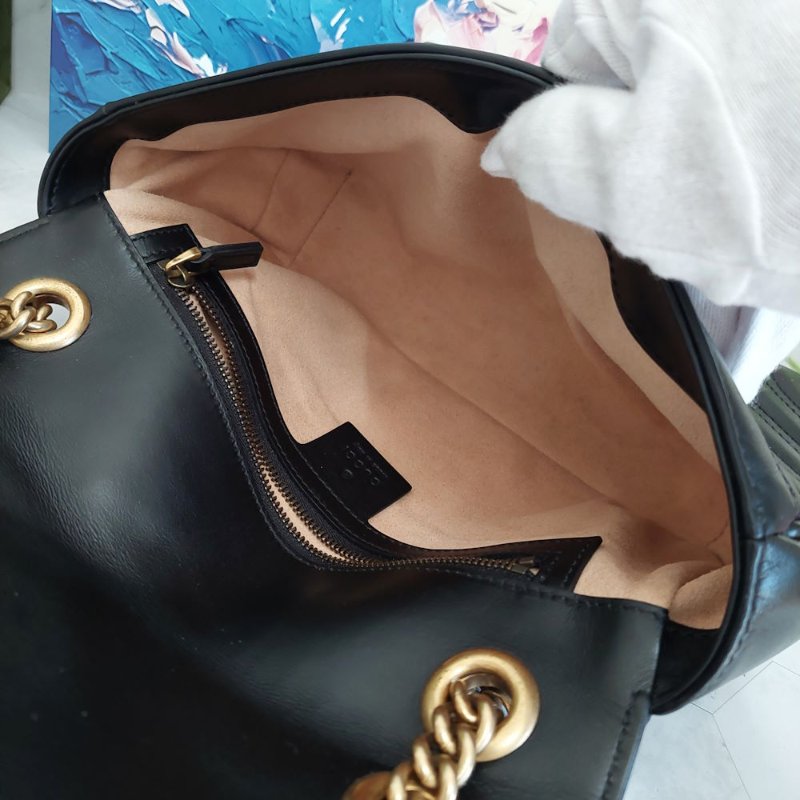 Gucci Marmont  🎀現品實拍 🎀仿舊 金雙G 皮革斜背/肩背包-26cm(443497-黑)~二手品約9成新-81