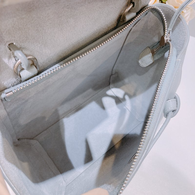 TW4482 Celine賽琳 鯰魚包 霧霾藍色 牛皮Belt Bag Nano Calfskin-11