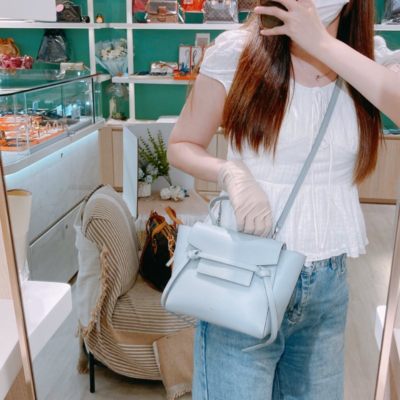 TW4482 Celine賽琳 鯰魚包 霧霾藍色 牛皮Belt Bag Nano Calfskin-14