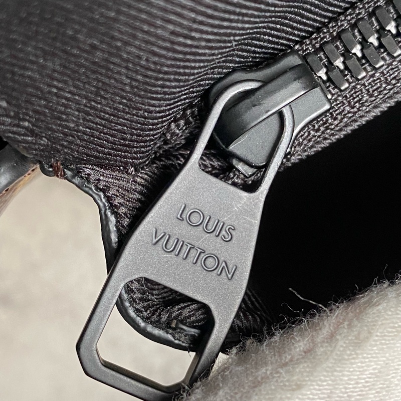 LV S LOCK 經典Monogram帆布腰包 ｜送禮自用｜老花經典｜狀況極佳-28