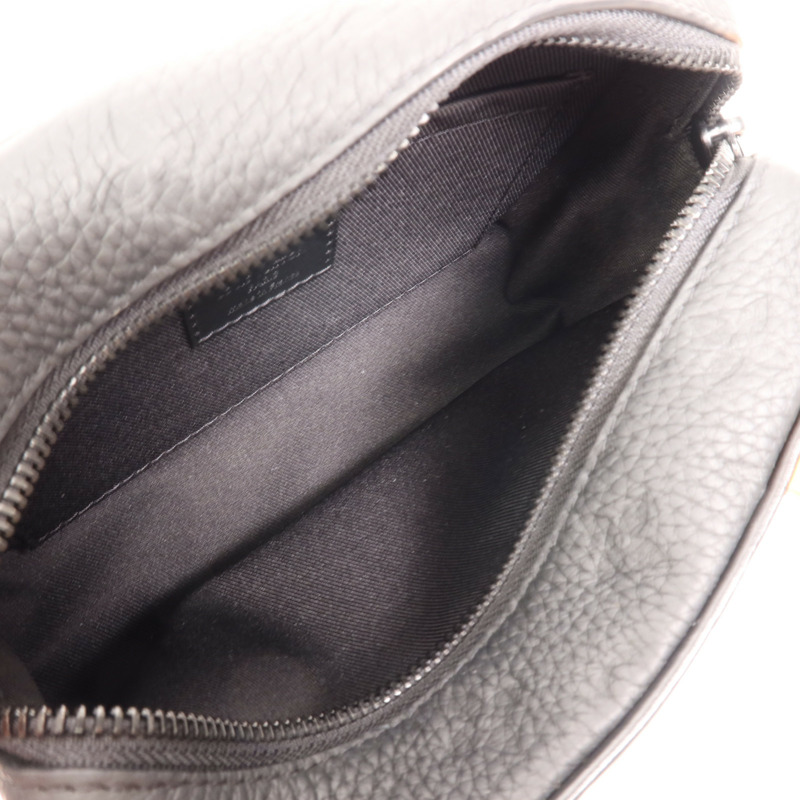 LOUIS VUITTON Monogram Taurillon Mini Soft Trunk肩背袋-9