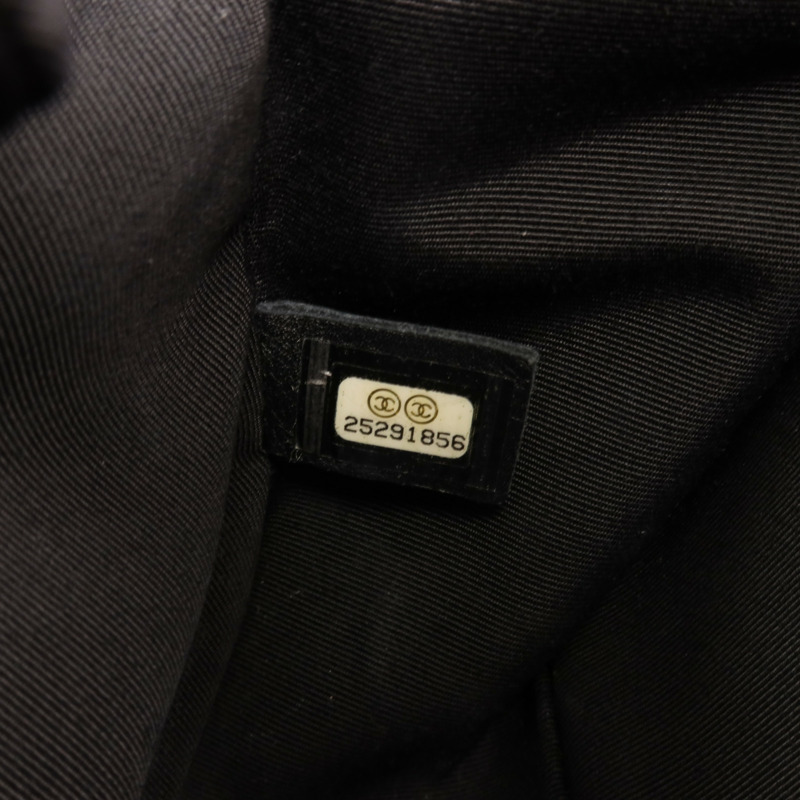 CHANEL 牛皮皮革Boy 25金扣肩背袋-11