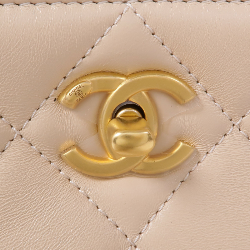 CHANEL 牛皮皮革Chain Shoulder金扣鏈帶肩背袋-9