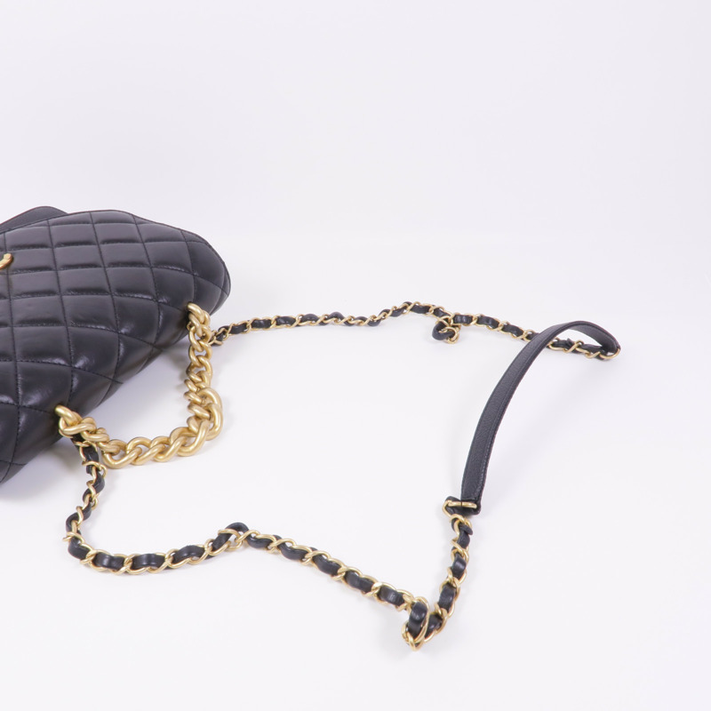 CHANEL 牛皮皮革Chain Shoulder金扣鏈帶肩背袋-4