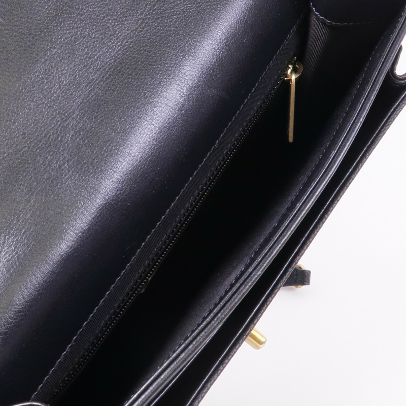 CHANEL 牛皮皮革Chain Shoulder金扣鏈帶肩背袋-12