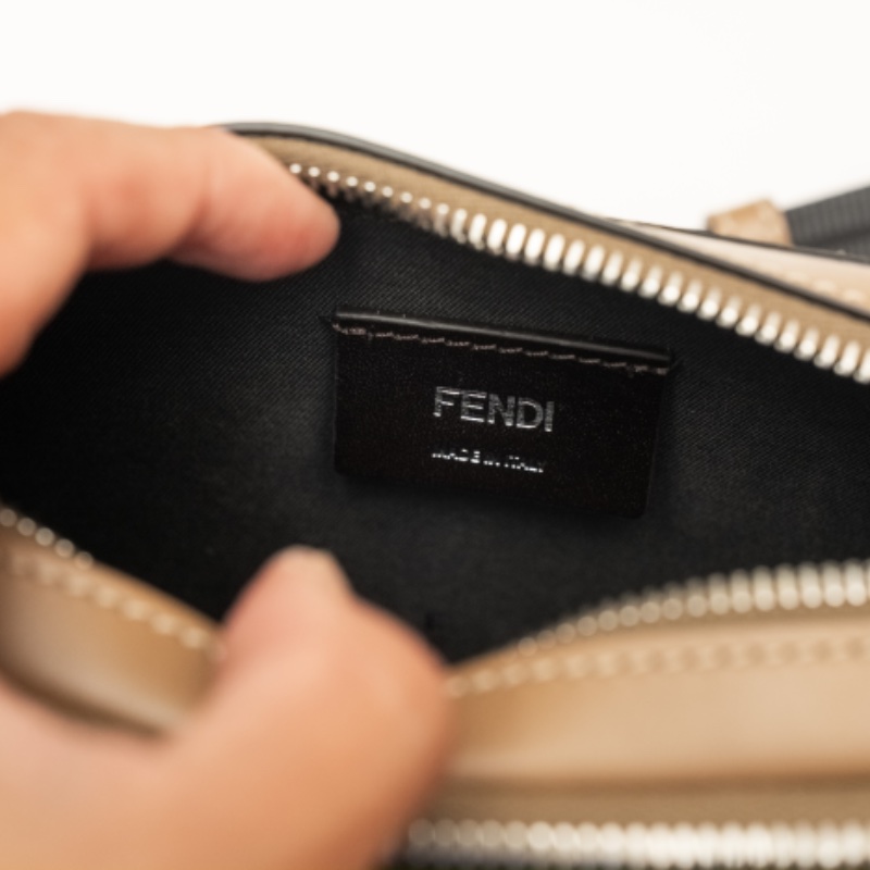 Fendi方形FF收納相機袋 棕色-15