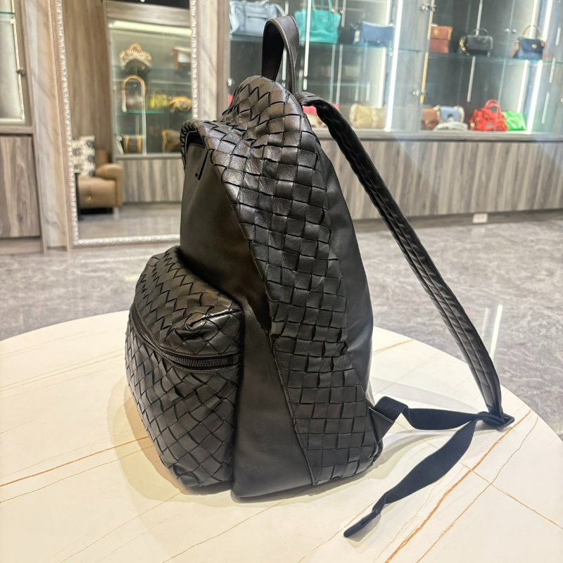 *SHIHNA名牌精品*BOTTEGA VENETA 經典編織款牛皮休閒雙肩後背包-1