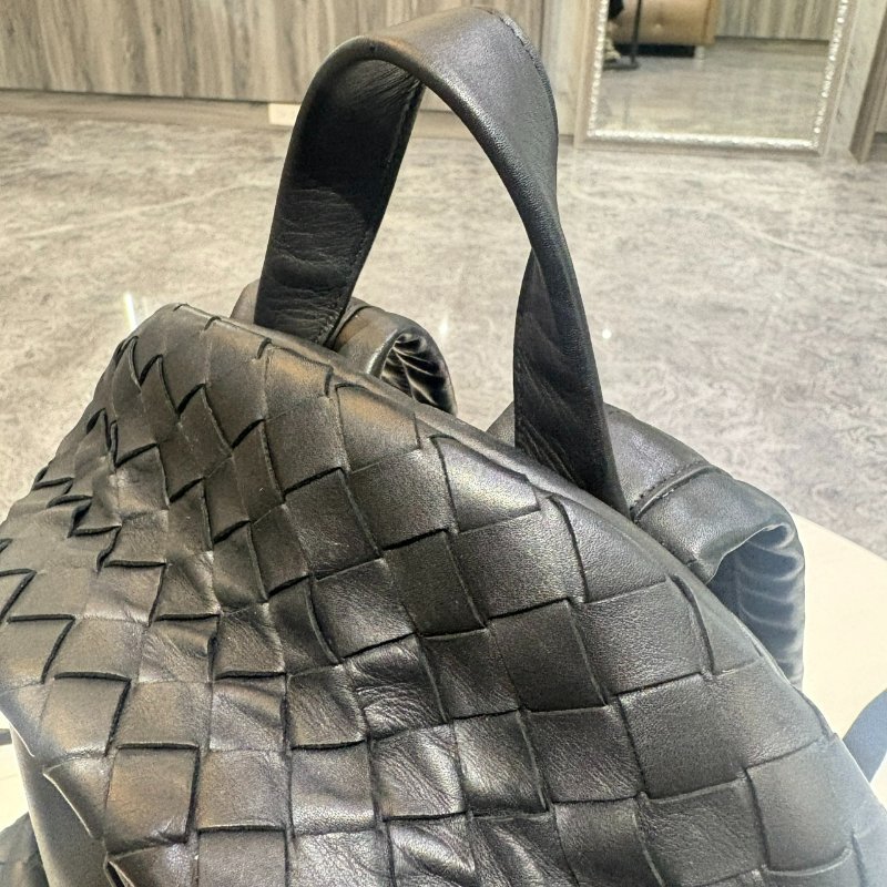 *SHIHNA名牌精品*BOTTEGA VENETA 經典編織款牛皮休閒雙肩後背包-2
