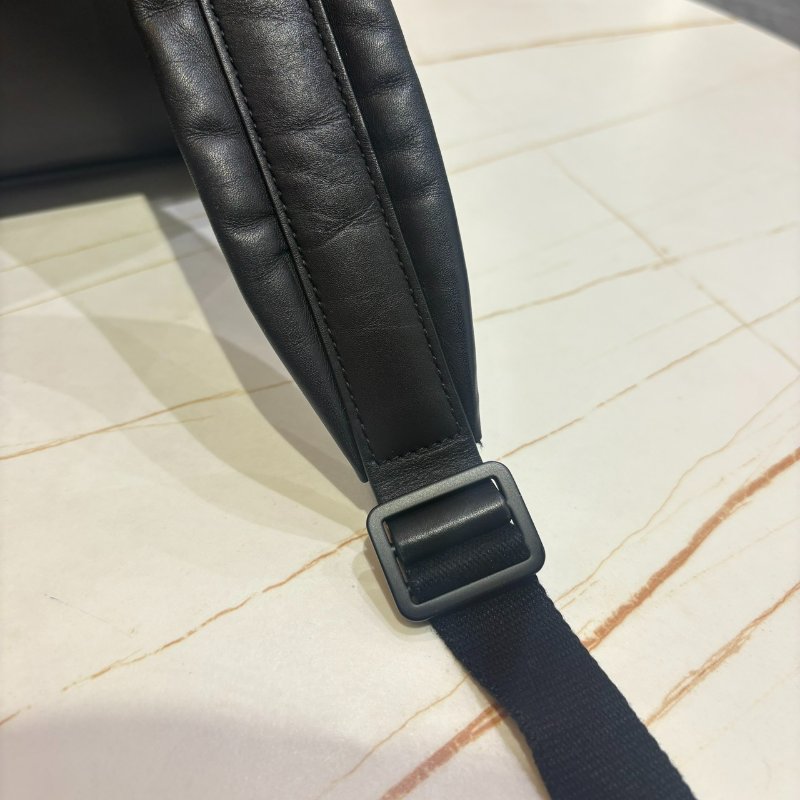 *SHIHNA名牌精品*BOTTEGA VENETA 經典編織款牛皮休閒雙肩後背包-8