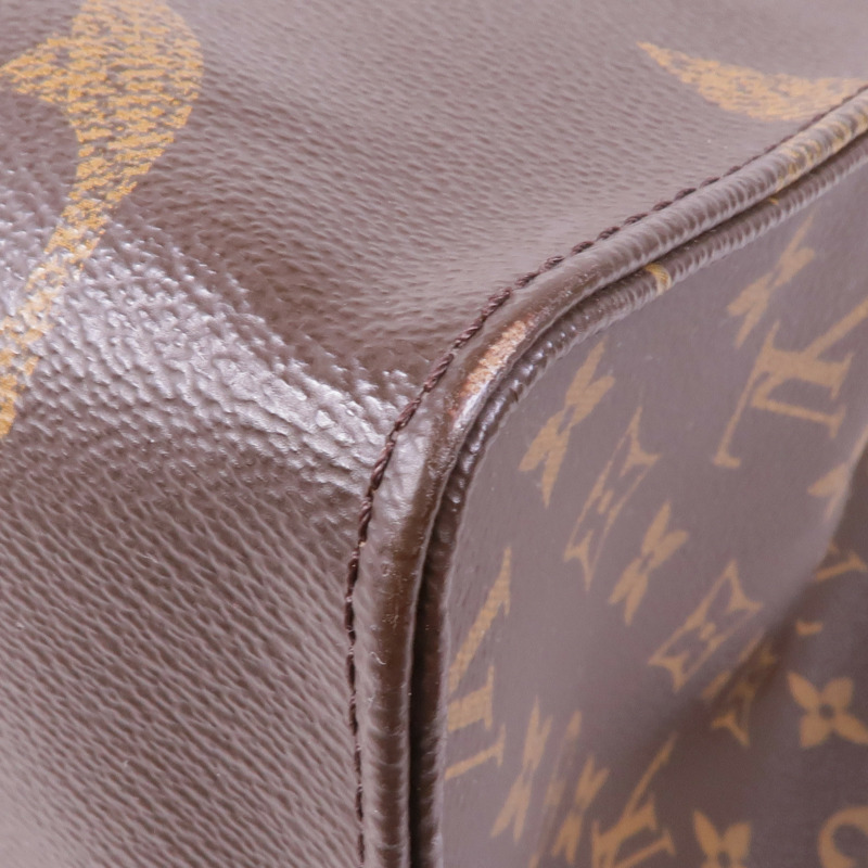 LOUIS VUITTON Monogram Giant On The Go GM金扣手挽肩背兩用袋-6
