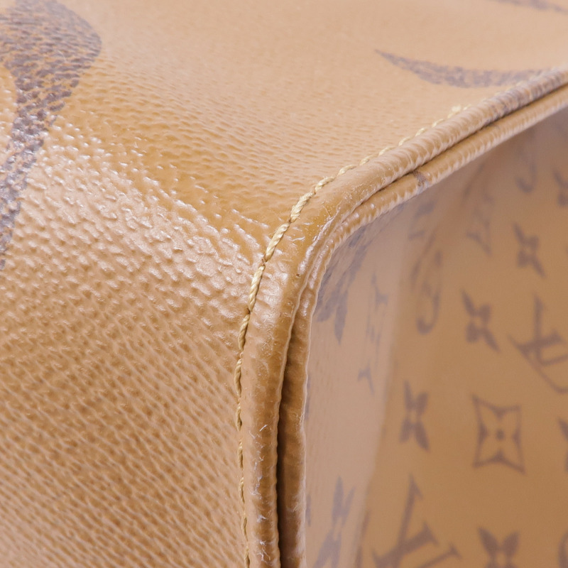 LOUIS VUITTON Monogram Giant On The Go GM金扣手挽肩背兩用袋-8