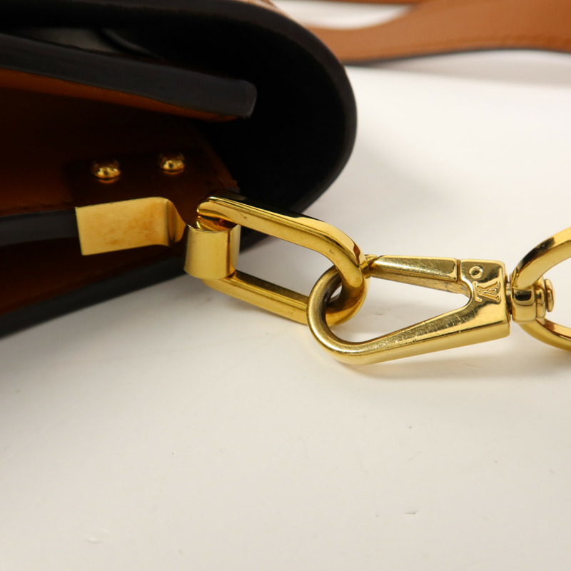 LOUIS VUITTON Monogram Reverse Mini Dauphine金扣肩背袋-13