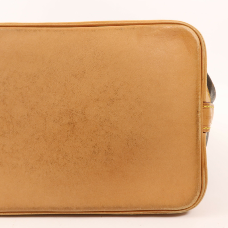 LOUIS VUITTON Monogram Noe BB金扣肩背袋-16