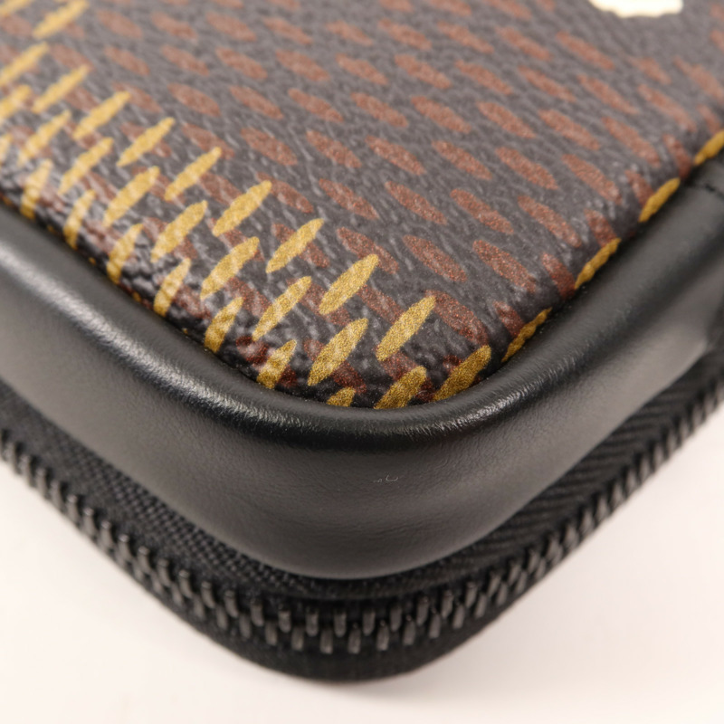 LOUIS VUITTON Damier LV x Nigo Phone Pouch肩背袋-10