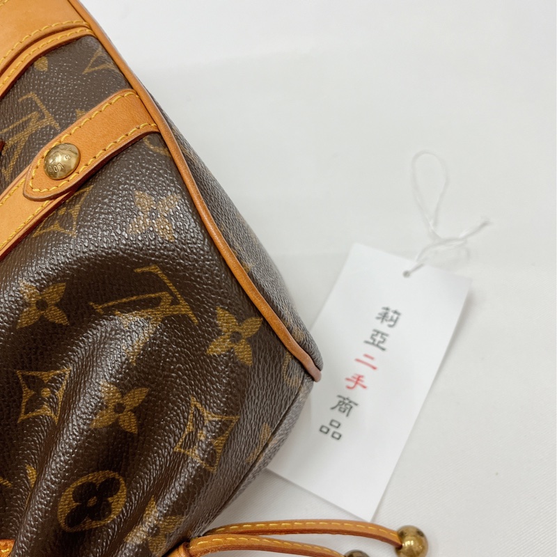 莉亞精品♡LV M92399 餃子包抽繩雙珠 二手-8
