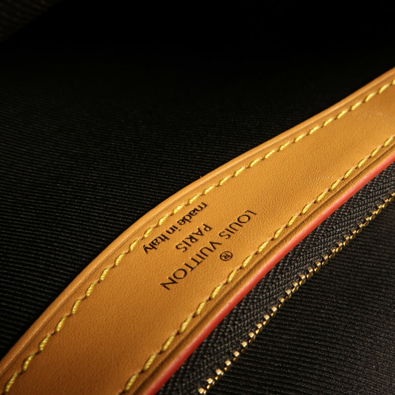 LOUIS VUITTON Monogram Diane金扣手挽肩背兩用袋-14