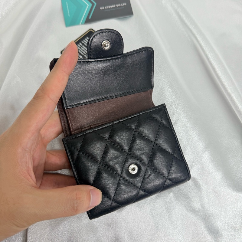 香奈兒Chanel 三摺黑色 琺瑯扣 短夾-8