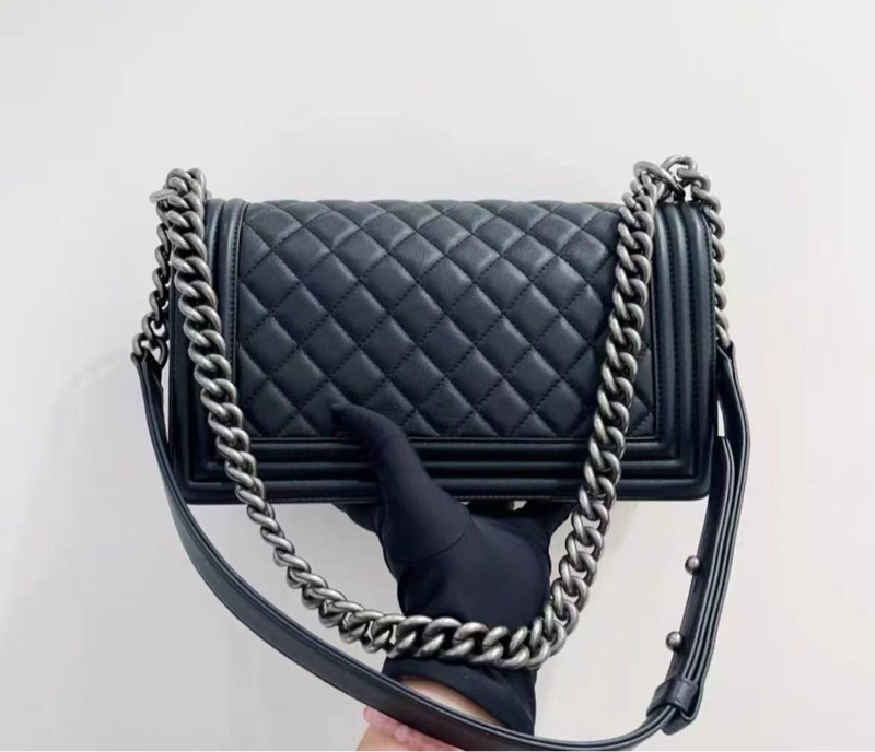 Chanel Leboy 中號 黑銀牛皮鍊條包 26開有卡配件塵袋盒子購證 99新 15*25*9-2