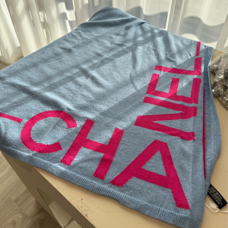 CHANEL 藍底桃紅色logo圍巾-4