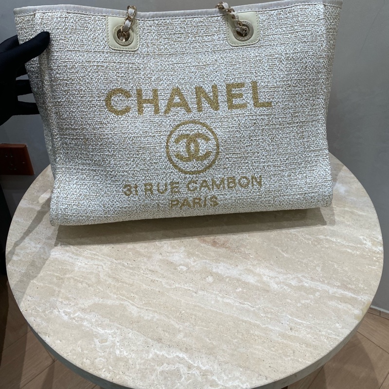 99新閒置Chanel香奈兒 米金色燙金logo編織單肩包托特包沙灘包-0