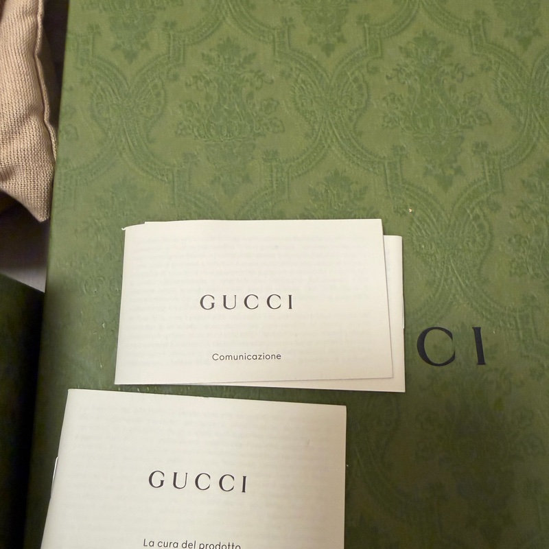 Gucci 經典花紋斜背包-11