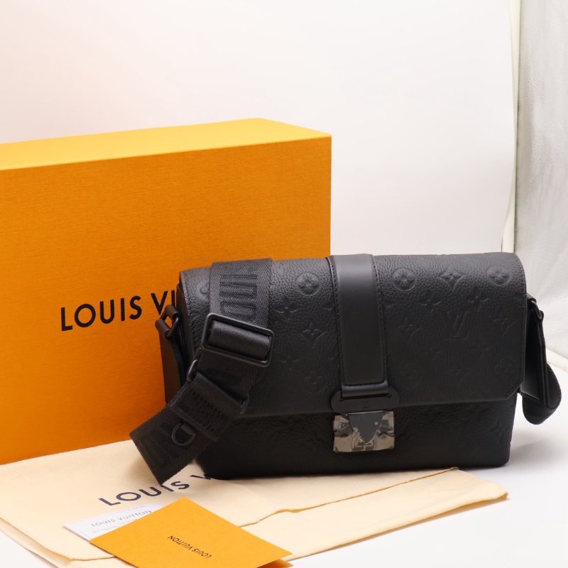 LOUIS VUITTON S-Cape 壓紋牛皮郵差包 - 黑-6