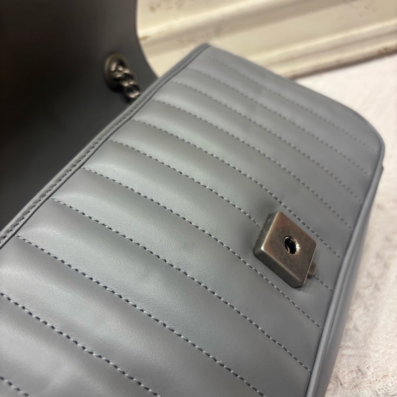 Gucci灰色马蒙翻盖包-11