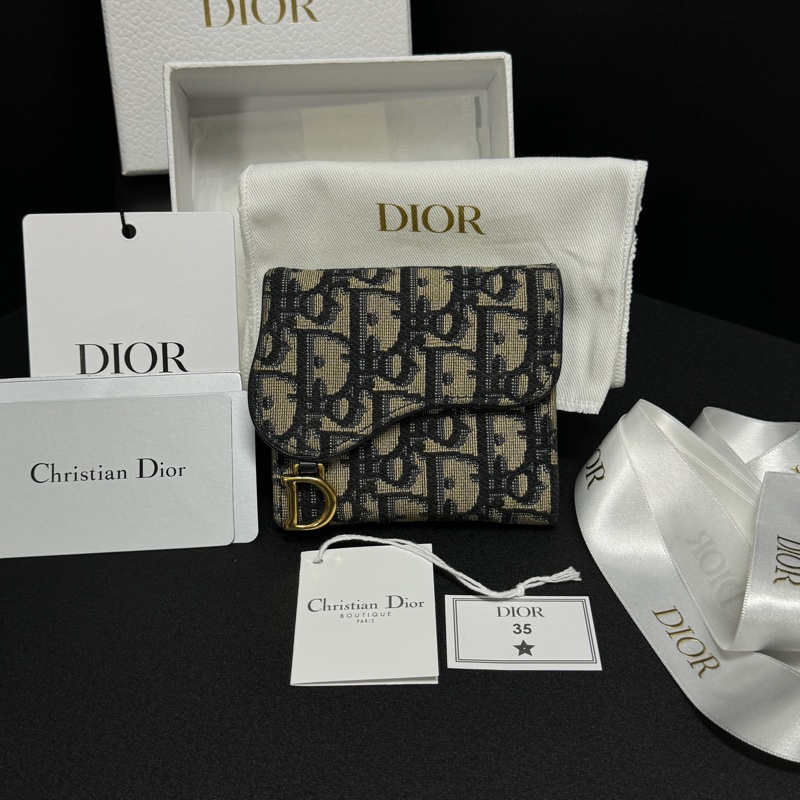 （極新 全套配件🎁） Dior 經典老花 馬鞍短夾 專櫃24000-2