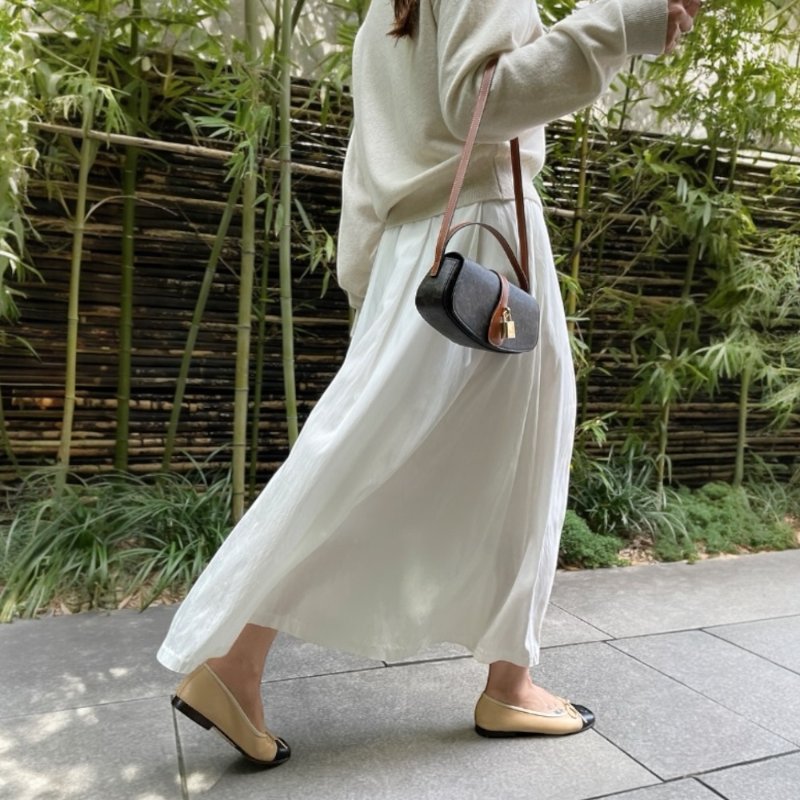🎉新品好折扣✨ Celine 10I592 凱旋門老花 Taubou 鎖頭包-5