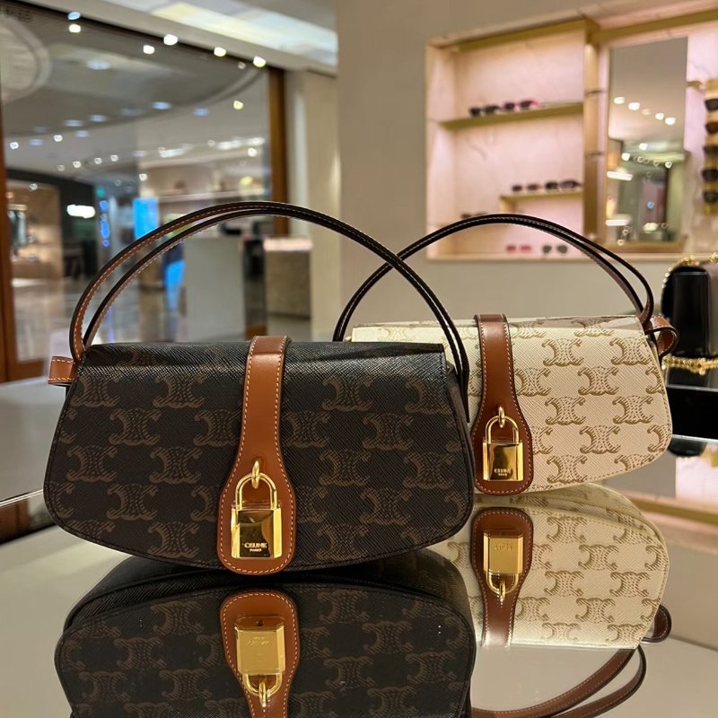 🎉新品好折扣✨ Celine 10I592 凱旋門老花 Taubou 鎖頭包-20