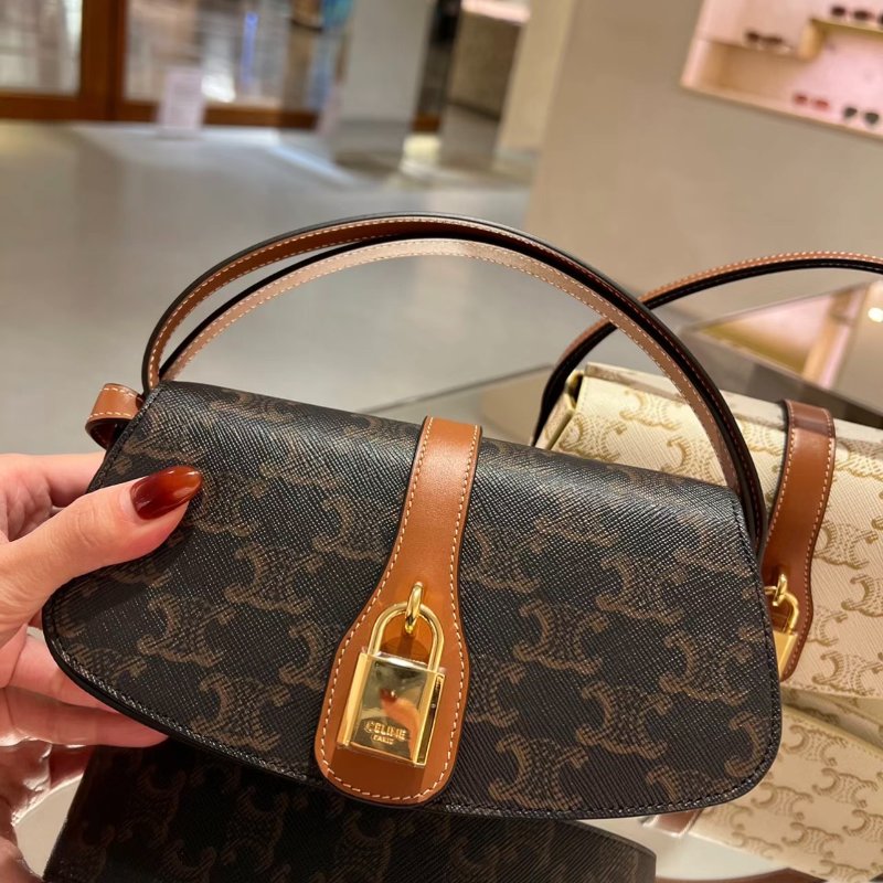 🎉新品好折扣✨ Celine 10I592 凱旋門老花 Taubou 鎖頭包-22